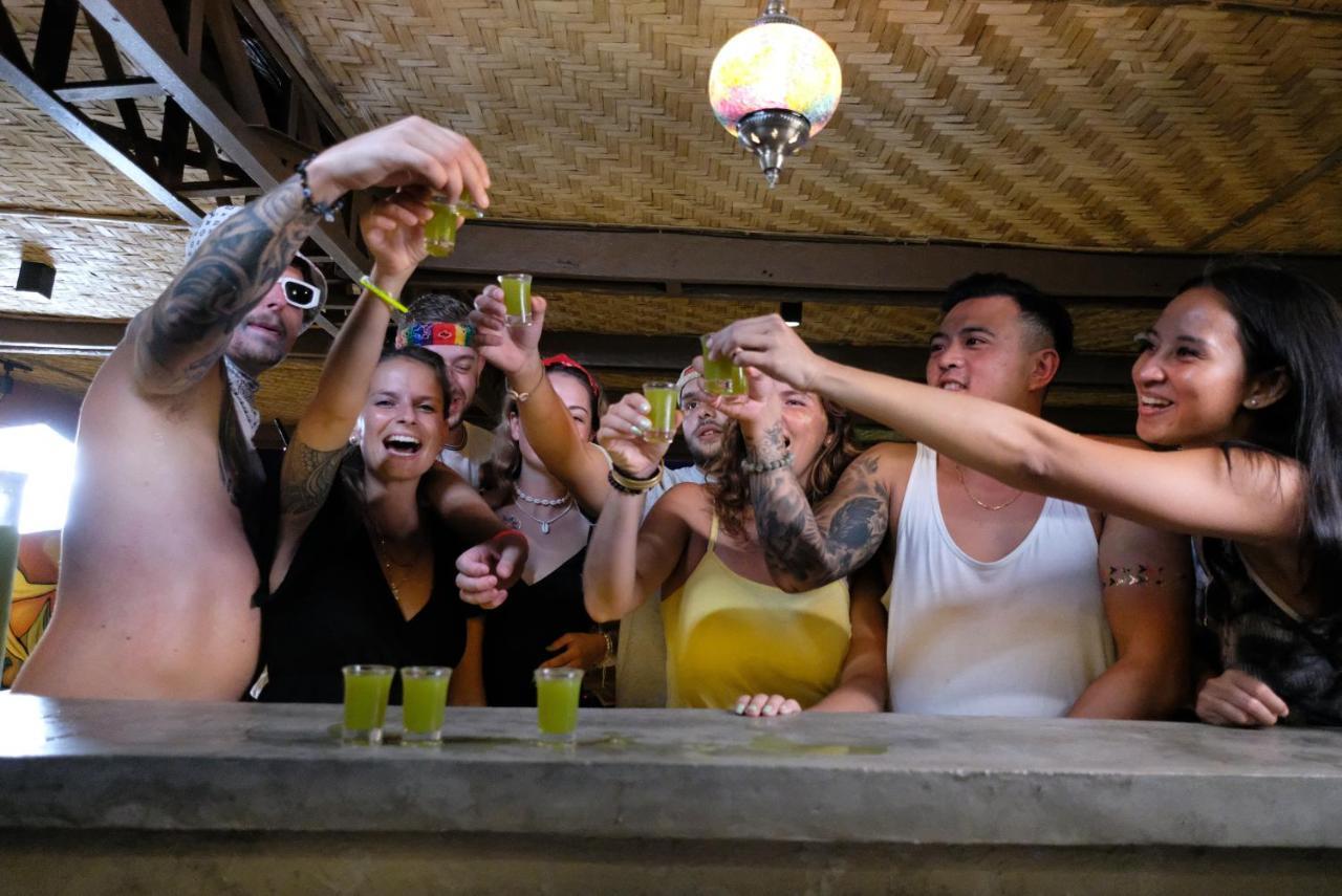 Mad Monkey Siquijor Pansiyon Dış mekan fotoğraf