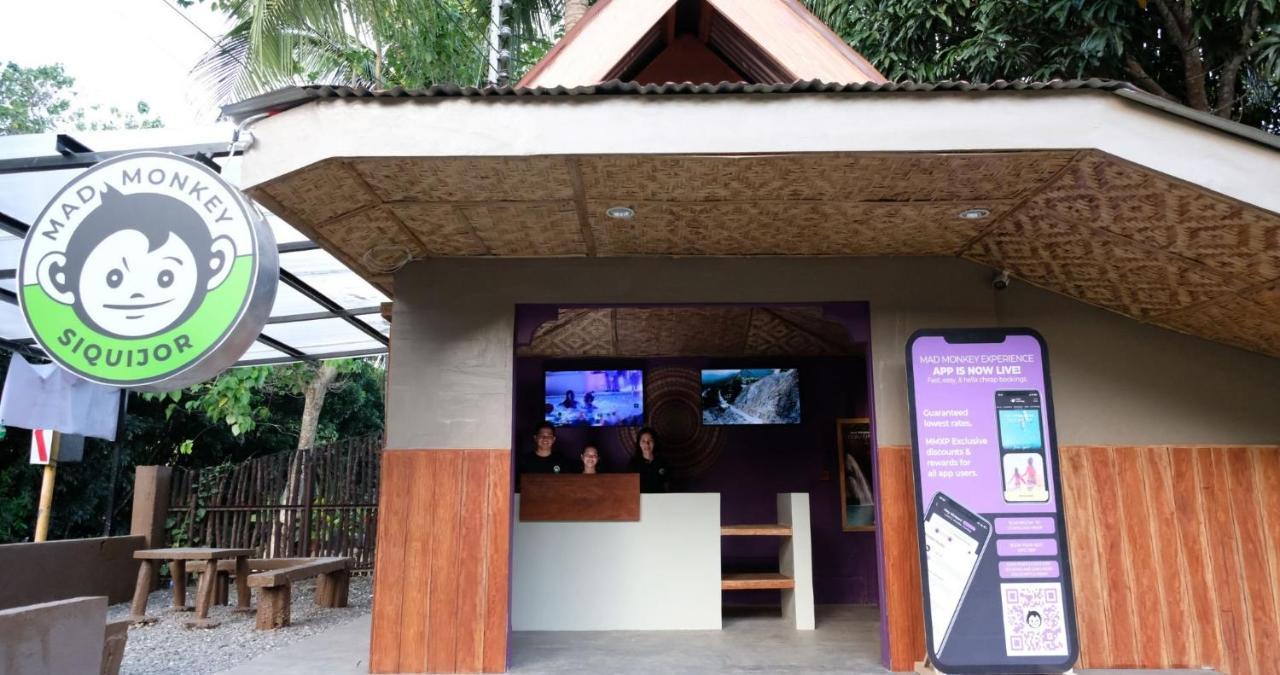 Mad Monkey Siquijor Pansiyon Dış mekan fotoğraf