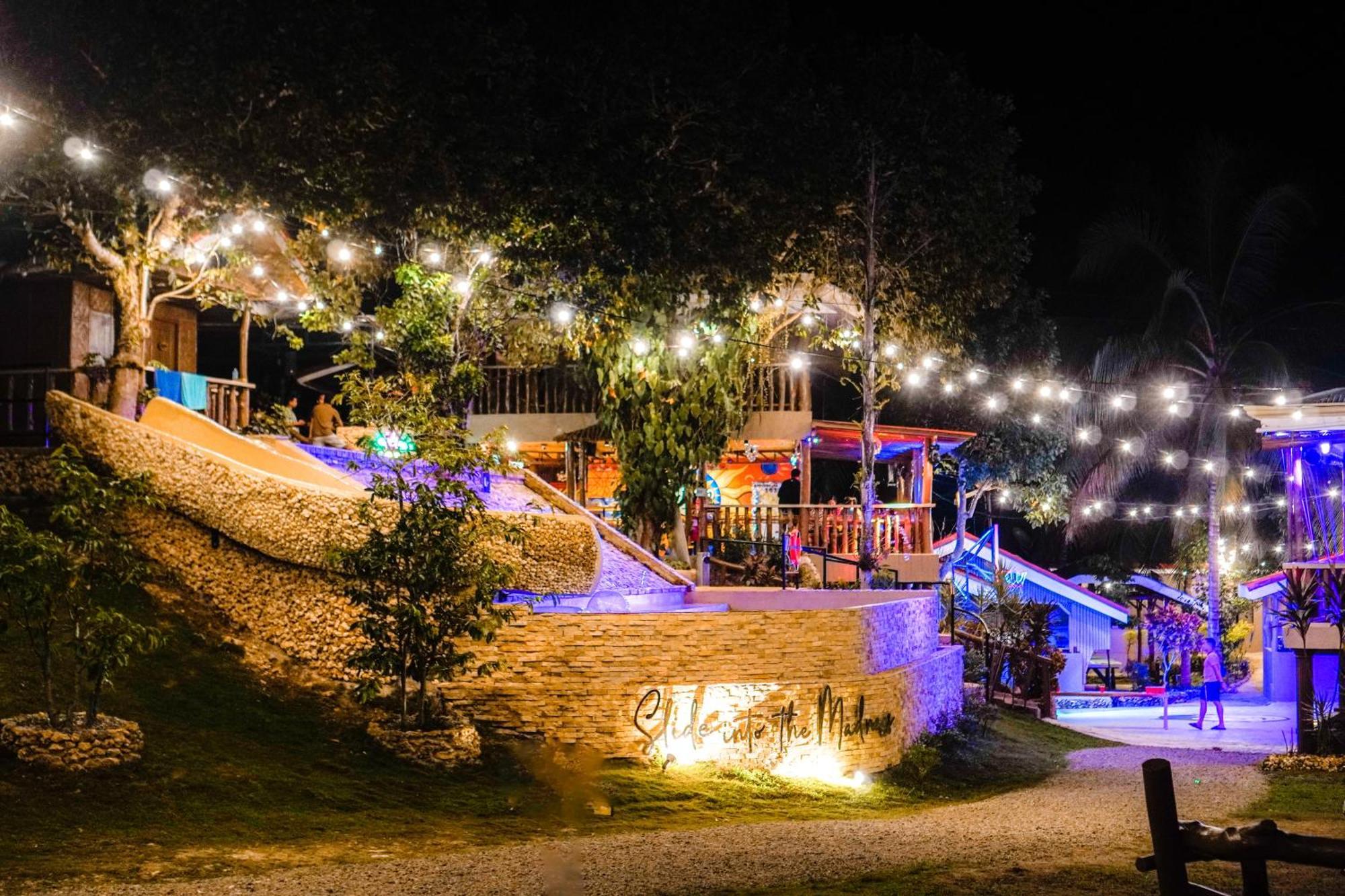 Mad Monkey Siquijor Pansiyon Dış mekan fotoğraf